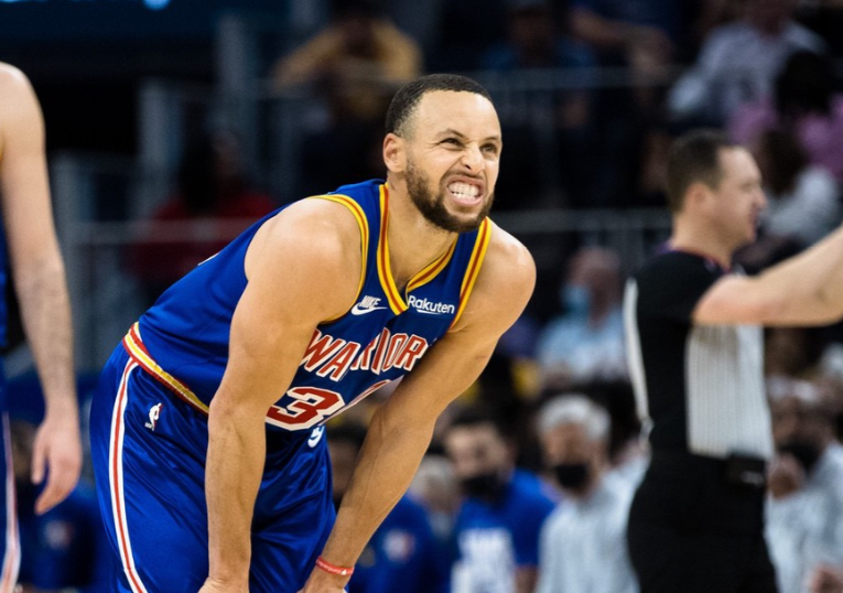 包含赛地聚焦：法国杯冲刺阶段热度飙升；利物浦手感冰凉；管理层满意；团队化学反应显著的词条