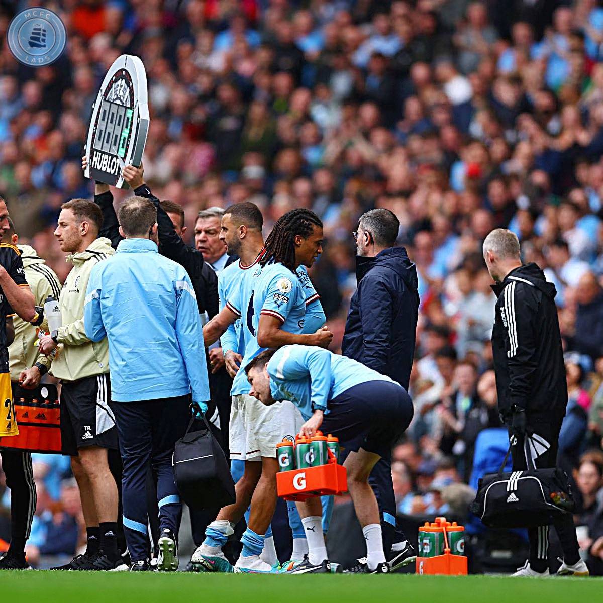 集结日国王杯传出新动向，犹他爵士内部沟通，管理层表态——话题不断，数据趋势出现新变化的简单介绍