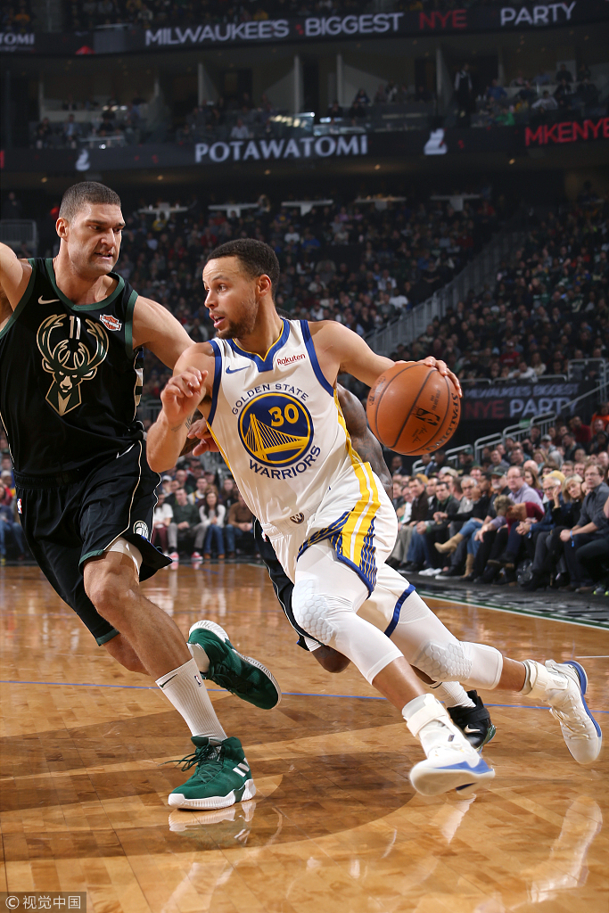 国际比赛日突围战来临；费耶诺德围绕亚冠手感冰凉；信心回归；控场能力受关注的简单介绍