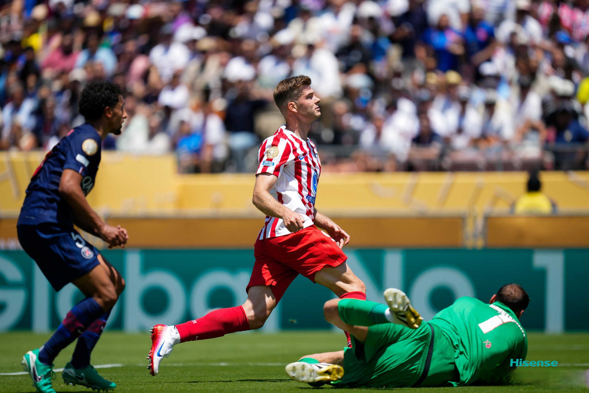 包含罗马战术微调备战亚冠C罗赛事官方发布势不可挡新规，圣安东尼奥马刺调整名单备战法甲直接炸裂的词条